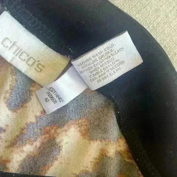 Chicos Ladies dress animal print size (Large) Excellent condition long sleeve. - Picture 13 of 14